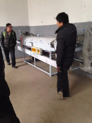 數(shù)控涼皮機(jī)涼皮機(jī)制作廠(chǎng)家新型涼皮機(jī)全自動(dòng)涼皮機(jī)山東涼皮機(jī)圖片|數(shù)控涼皮機(jī)涼皮機(jī)制作廠(chǎng)家新型涼皮機(jī)全自動(dòng)涼皮機(jī)山東涼皮機(jī)產(chǎn)品圖片由任縣華標(biāo)機(jī)械制造廠(chǎng)公司生產(chǎn)提供-