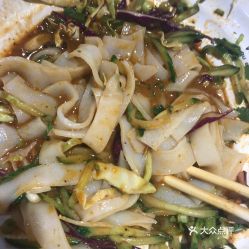 日購美食城的獨(dú)孤涼皮好不好吃 用戶評(píng)價(jià)口味怎么樣 北京美食獨(dú)孤涼皮實(shí)拍圖片 大眾點(diǎn)評(píng)